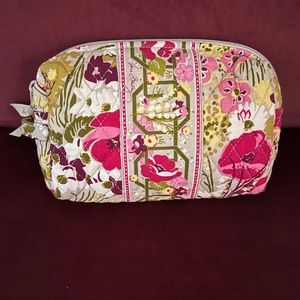 Vera Bradley small Cosmetic makeup bag